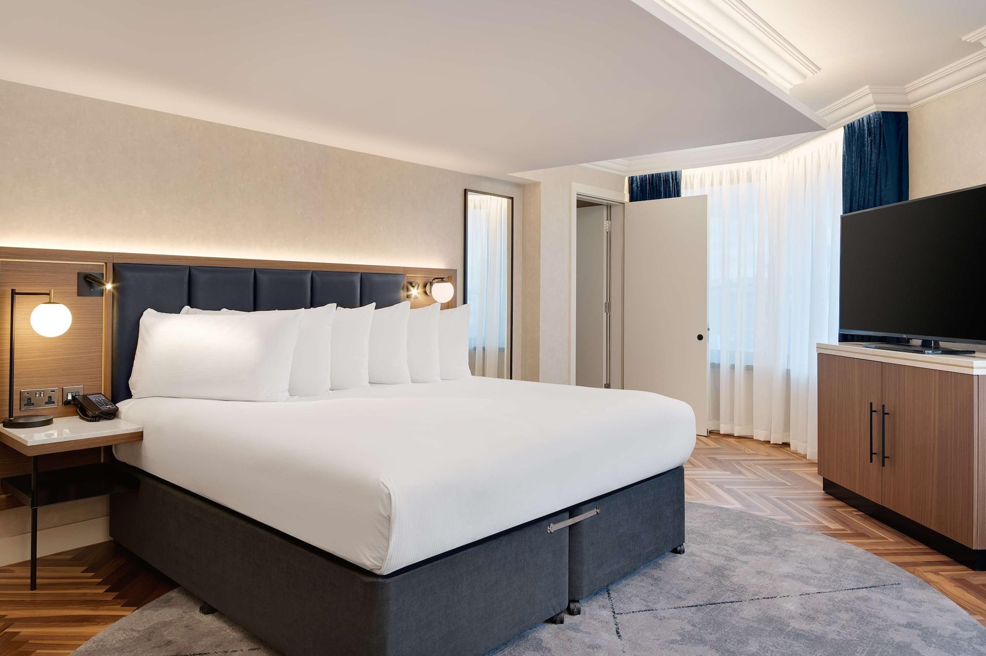 Hilton Metropole Отель 4*