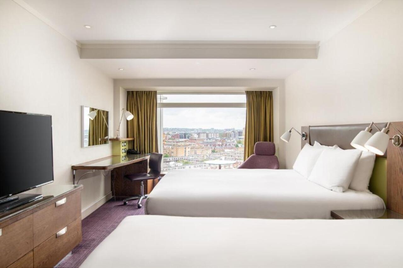 Hilton Metropole Отель
