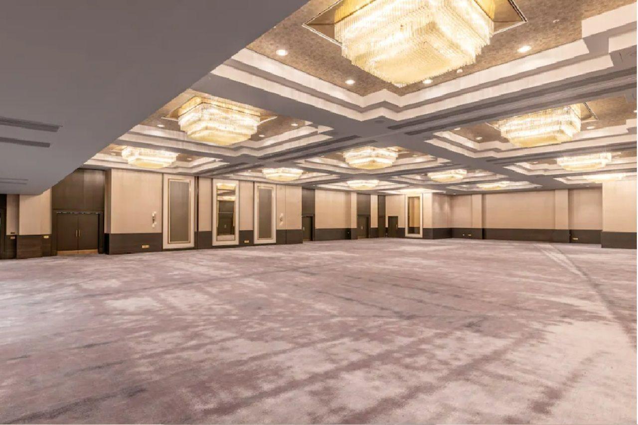 Отель Hilton Metropole