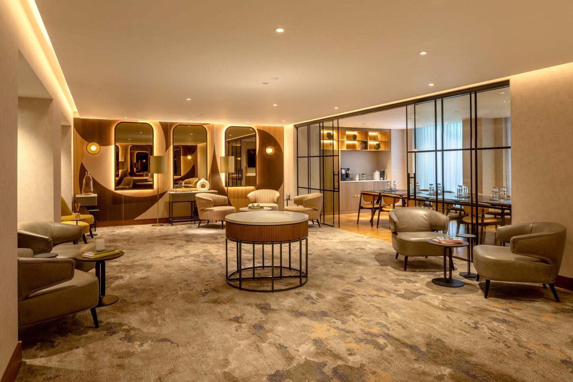 Hilton Metropole Отель 4*