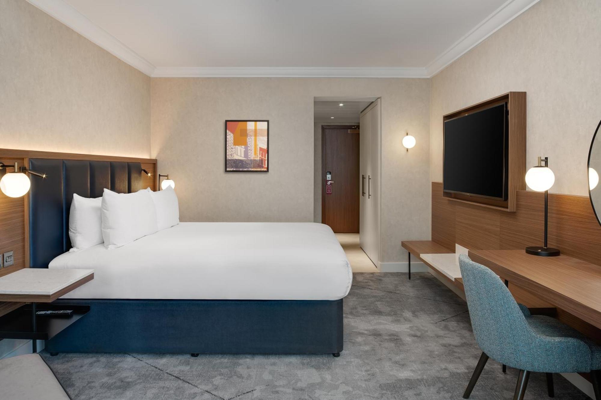 Отель Hilton Metropole 4*